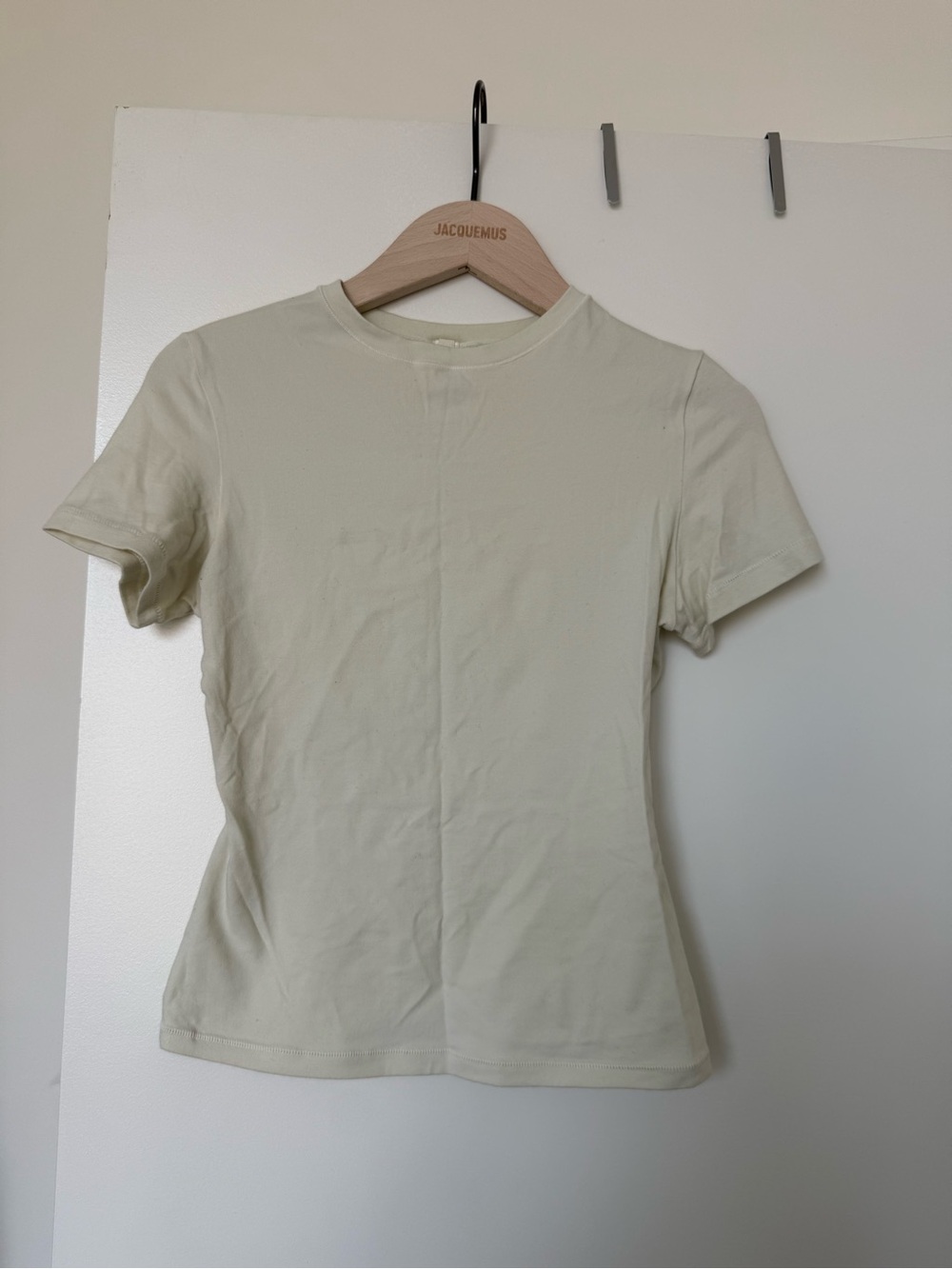 SKIMS Short Sleeve Crewneck Tee in Light Cream